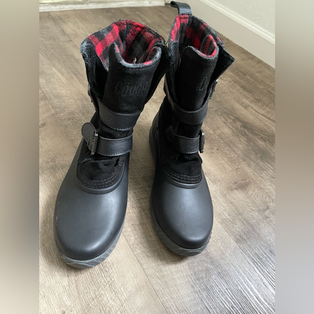 Black Cougar Originals, waterproof booties